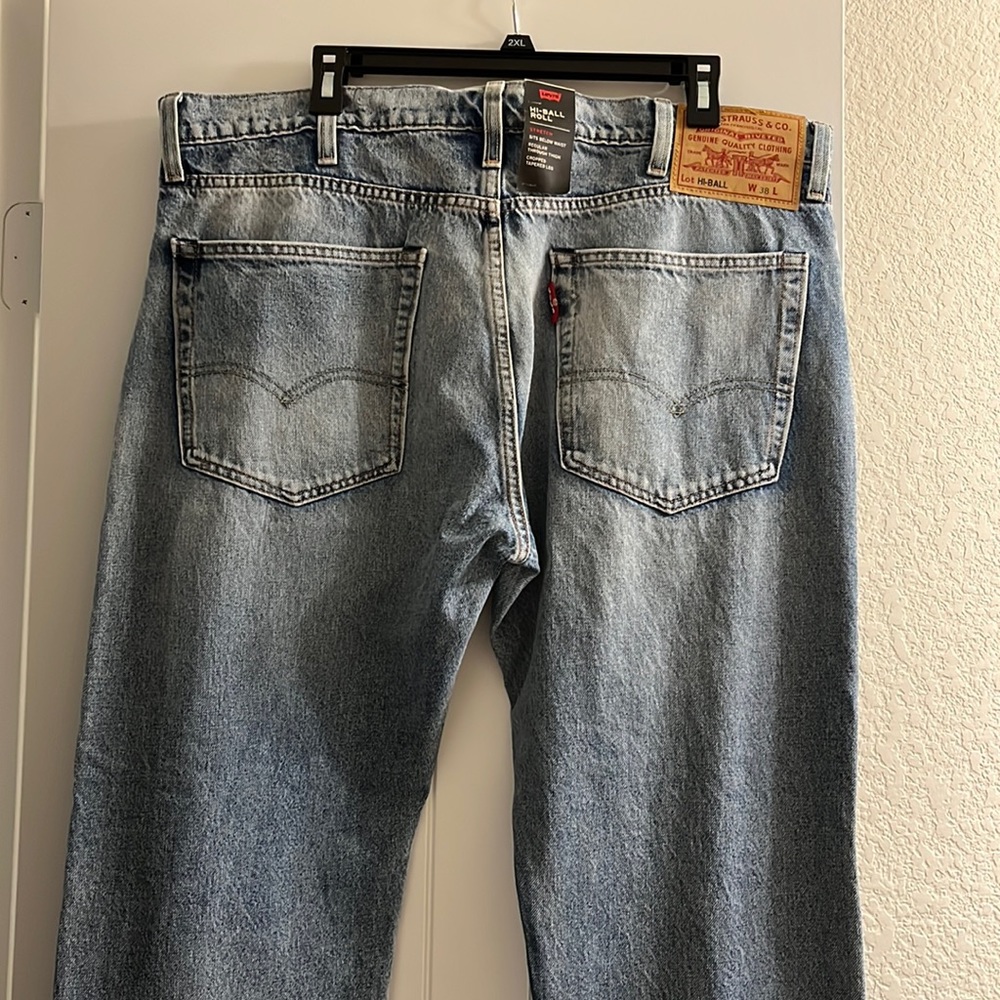 Levi's® Premium
HI-BALL ROLL MEN'S JEANS